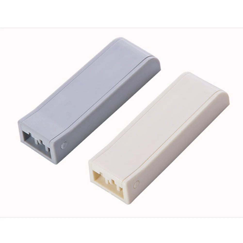 

2pcs Foldable Wall Hooks Self Adhesive Plastic Hangers Space Saving Smooth Surface Mount Bathroom Bedroom Kitchen Travel