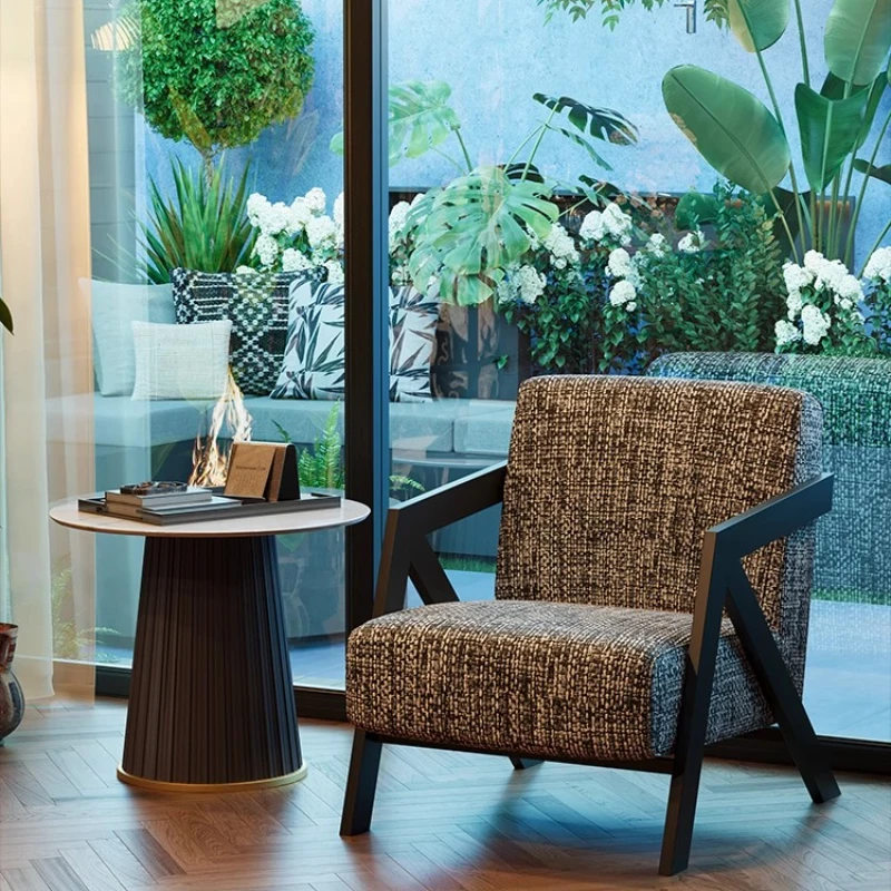 غرفة نوم تدوير كراسي غرفة المعيشة يتوهم القراءة الحديثة كراسي غرفة المعيشة السوداء غريبة الأبيض Sillones Modernos أثاث المنزل