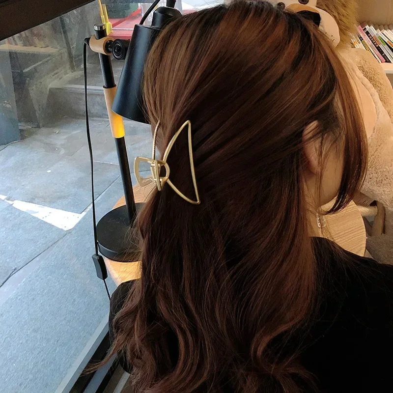 Minar Multiple Gold Color Metal Geometric Hair Clips for Women Large Hollow Star Shell Hair Claws Minimalist Hair Accessories