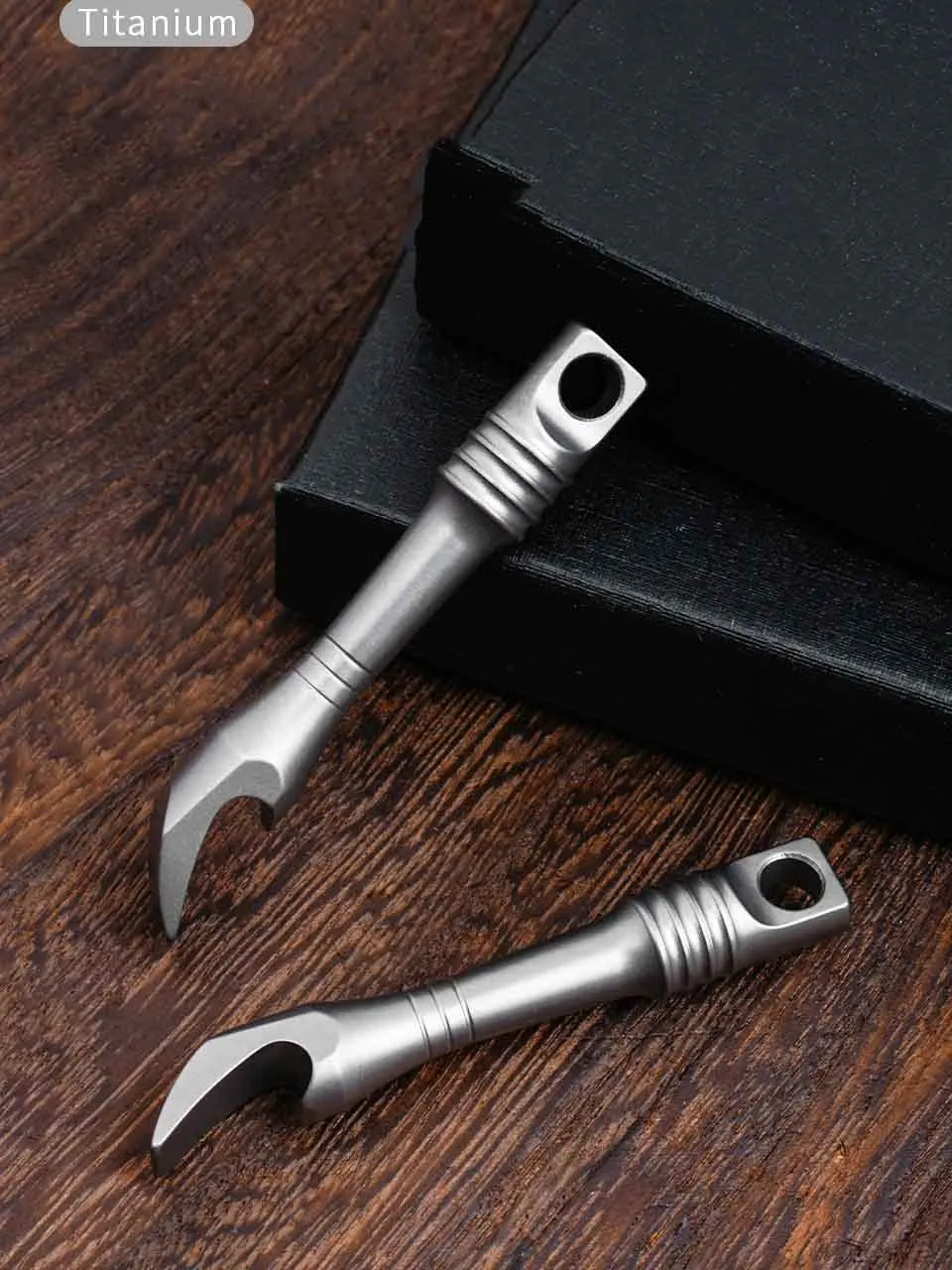 TC4 Titanlegierung Brecheisen Mini Schlüsselanhänger EDC Multifunktionale Express Lieferung Öffnungswerkzeug Flaschenöffner Halskette Anhänger FC21