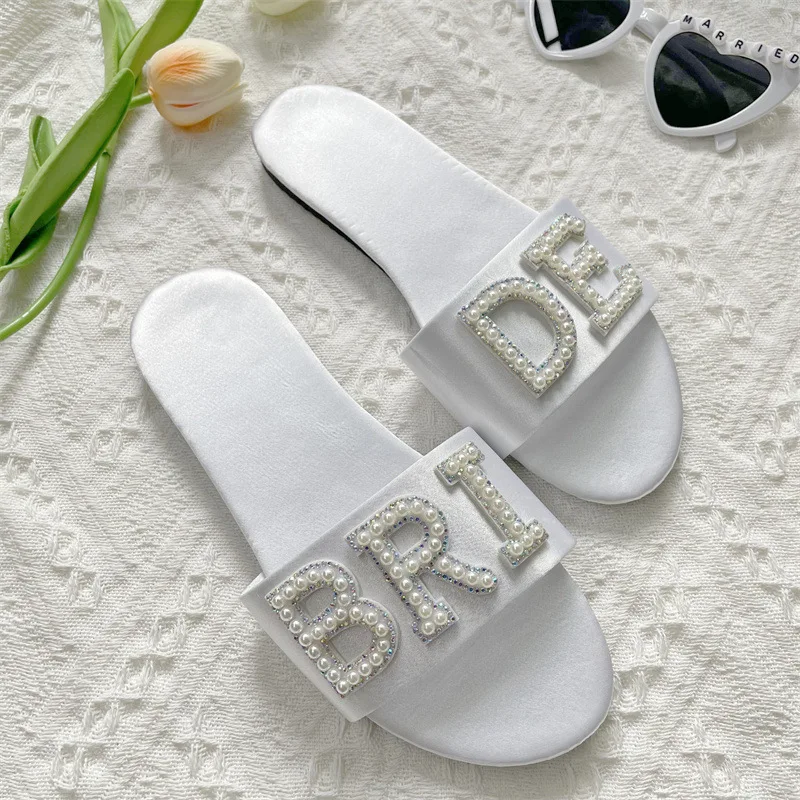 Summer Bride Satin Pearl Slippers Wedding  Comfortable Anti Slip Bride Slippers Bride Wedding Party Accessory Ladies Shoes