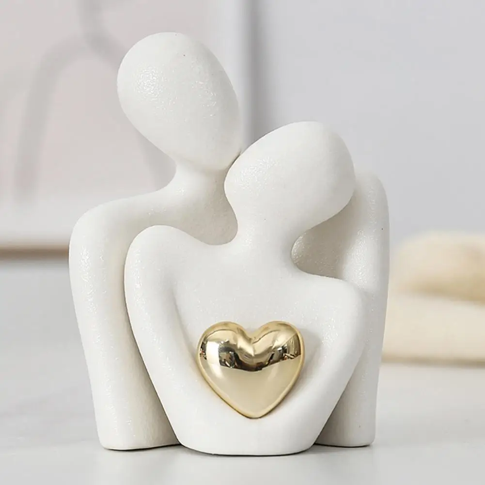 Bedroom Couple Figurine Couple Sculpture Golden Love Heart Couple Hug Figurine Ceramic Embrace Statue for Room Bedroom Decor