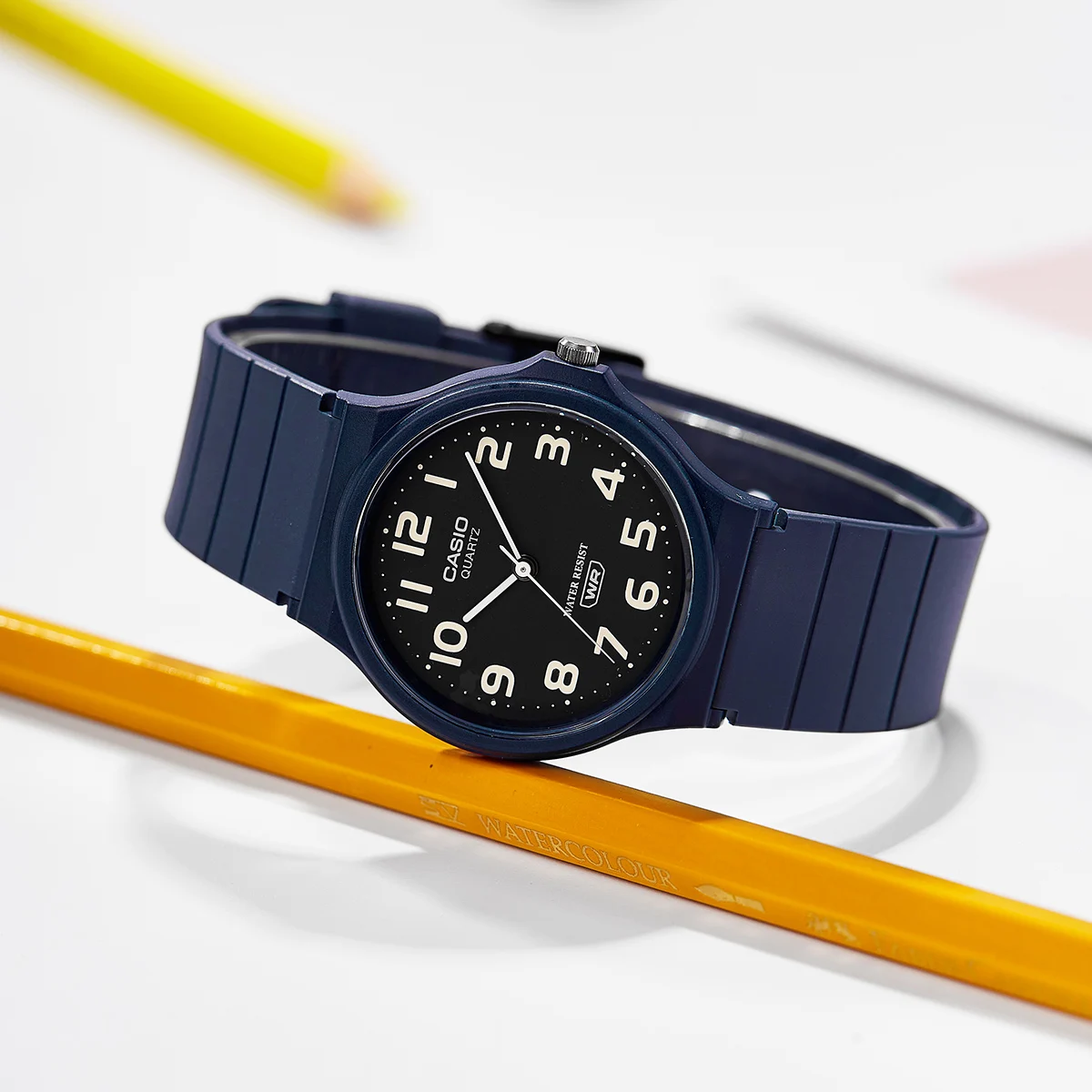 ساعة كاسيو نموذج محايد بسيط ساعة كوارتز المفضلة لدى الطلاب reloj mujer relogio موديل جديد MQ-24UC-2B