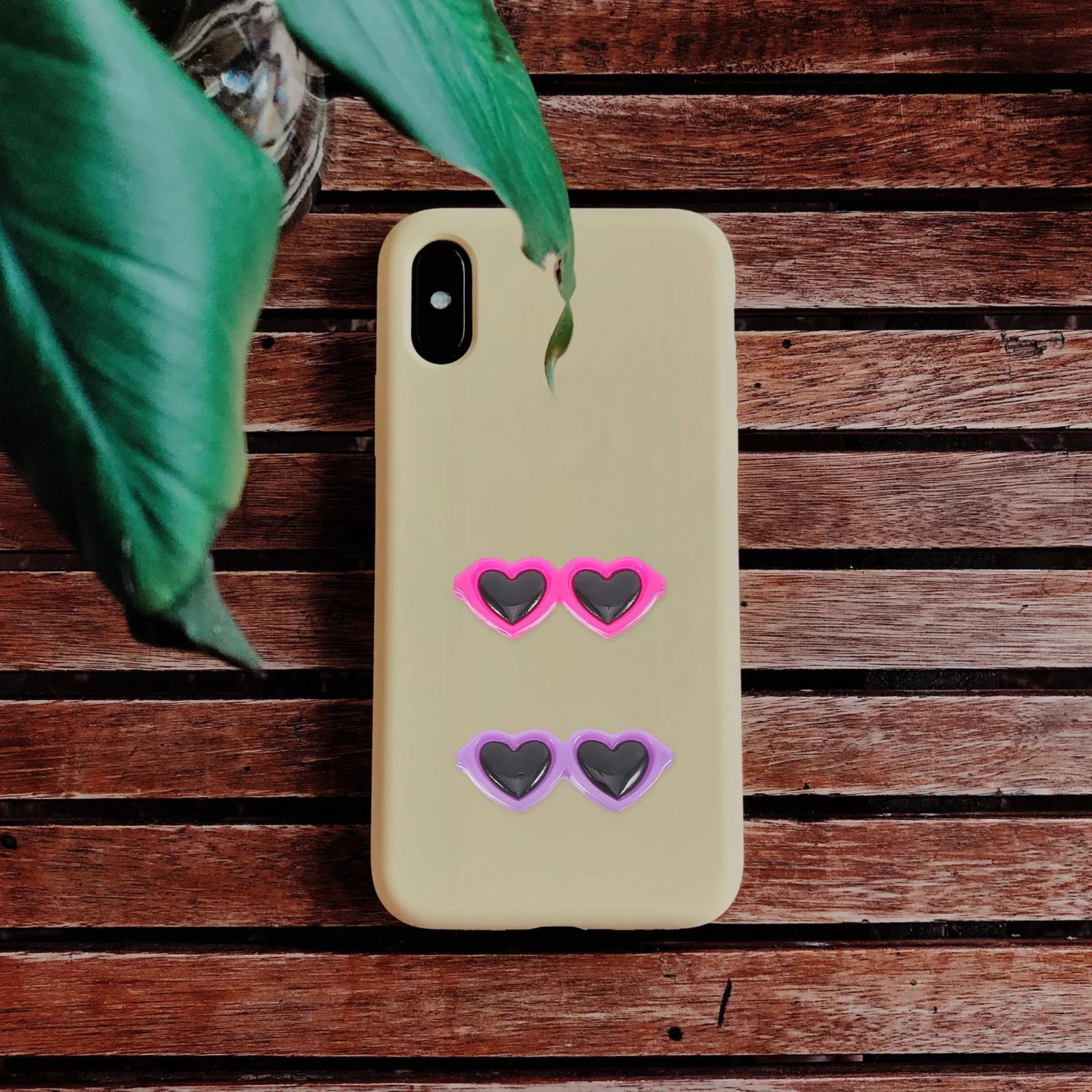 อุปกรณ์ตกแต่งเรซิ่นรูปหัวใจ 20 ชิ้น สำหรับตกแต่งเคสมือถือ งานฝีมือ ทำเครื่องประดับ วัสดุทำเคสมือถือ สำหรับวันเกิด วันคริสต์มาส