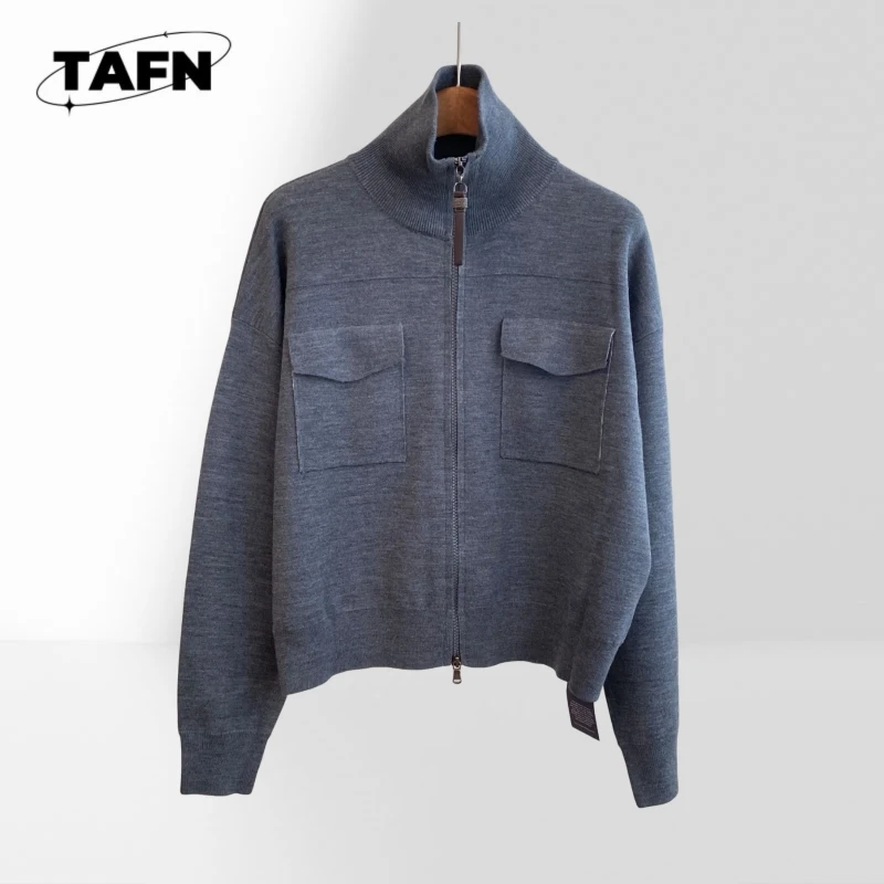 Stylish Sherpa Coats for Women, Cozy & Trendy Winter Jackets Winter Vests for Women, Warm & Practical for Cold Days AK1112