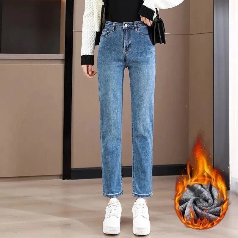 

Women Thickened Fleece-Lined Vintage Straight-Leg Jeans High-Waisted Slimming Hip-Hiding Elastic High Quality Winter Trousers
