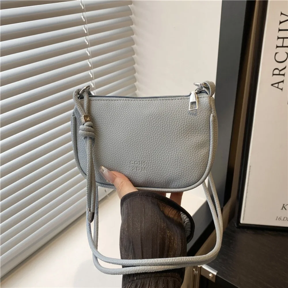 

Korean Exquisite Women's Shoulder Bag Small Mini Crossbody Bag Leisure Solid Color Commuting Bag Girls