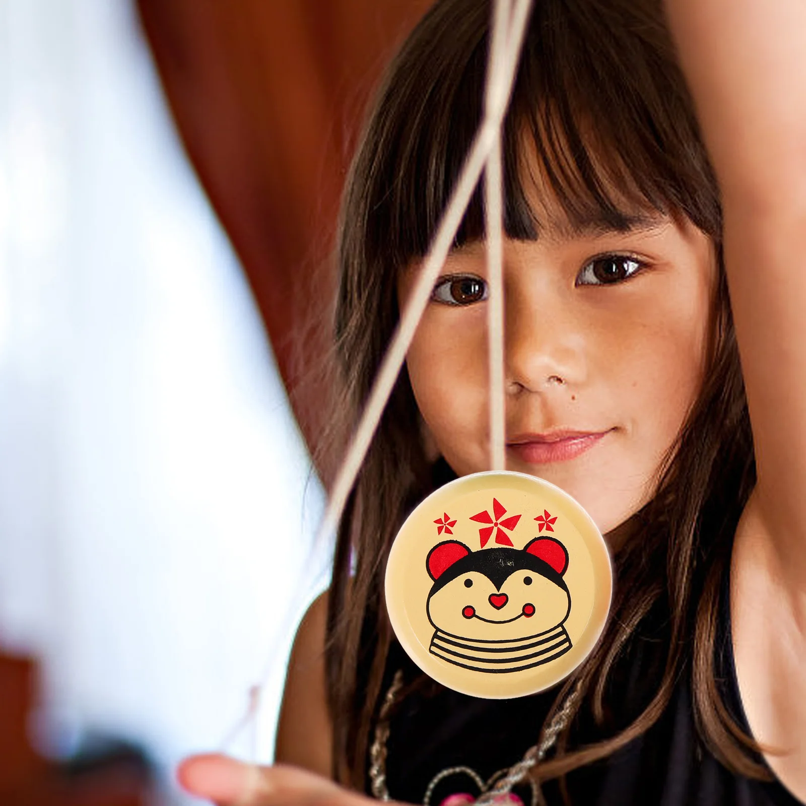 

4pcs Wooden YoYo Toys for Kids Educational Cartoon Yoyo Playthings Smooth Safe Fun Gift Exercise Wrist