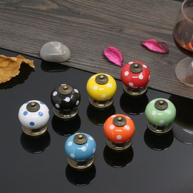 Retro wardrobe round single-hole European cabinet furniture cartoon zinc alloy pumpkin ceramic handle