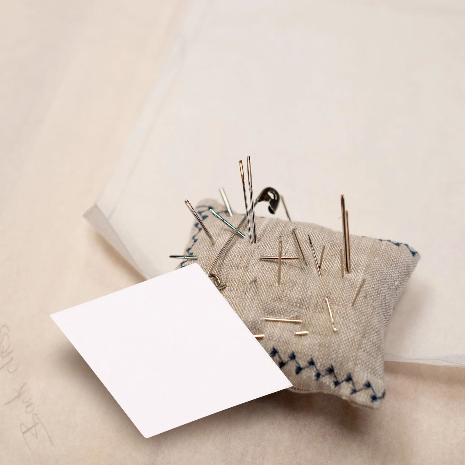 

200pcs Templates Sewing Patchwork Piecing Embroidery DIY Craft Supplies Quilting Crafting Supplies Quilting Piercing Paper
