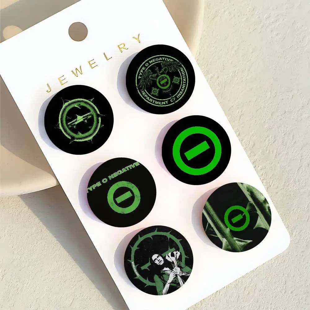 Rock Band T-Type O N-Negative Minimalist Exquisite Tinplate Brooches: Sleek Badge Lapel Pins For Bag Practical Souvenir Gifts
