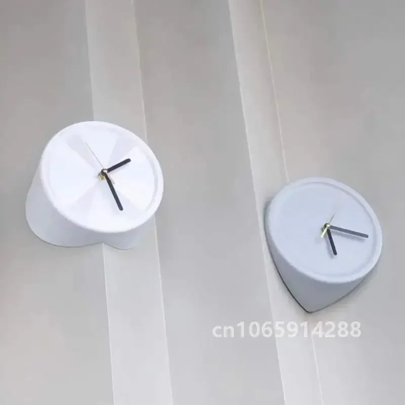 8 Inch Corner Wall Clocks Minimalist Wall Art Clock Bedroom Silent Mechanism Watches Living Room Luxury Desktop Watch Home Decor