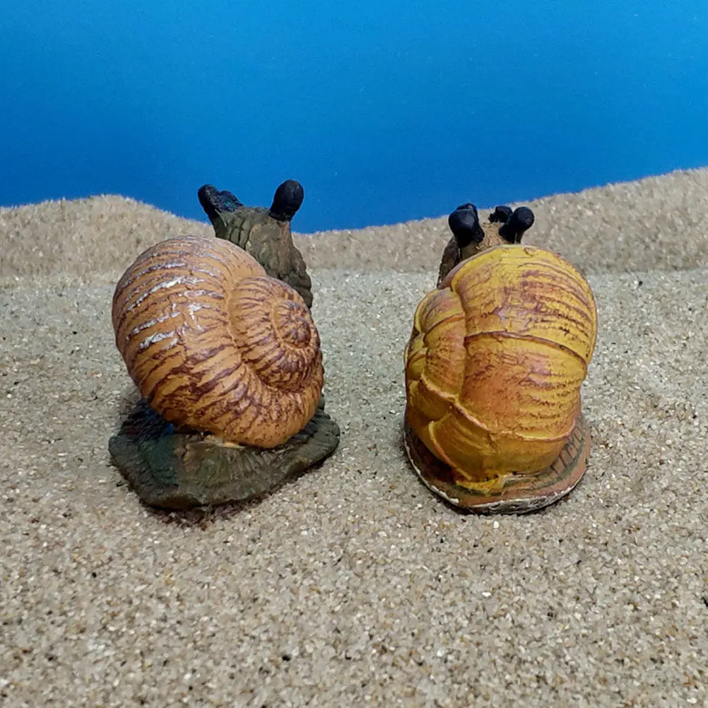 2Pcs Resin Snail Ornaments Vivid Delicate Desktop Decoration Creative Household Resin Snail Decor Craft Warm Home Adornment