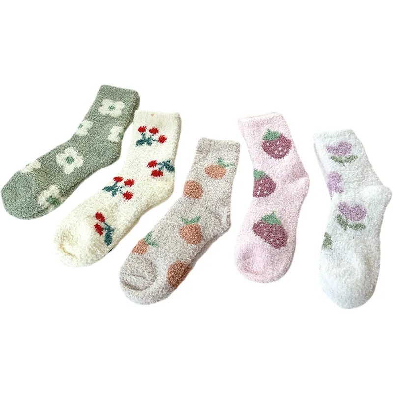 

2 Pairs of Winter Coral Fleece Thickened Warm Mid Tube Socks with Tulip Strawberry Pattern Mid Tube Home Floor Socks