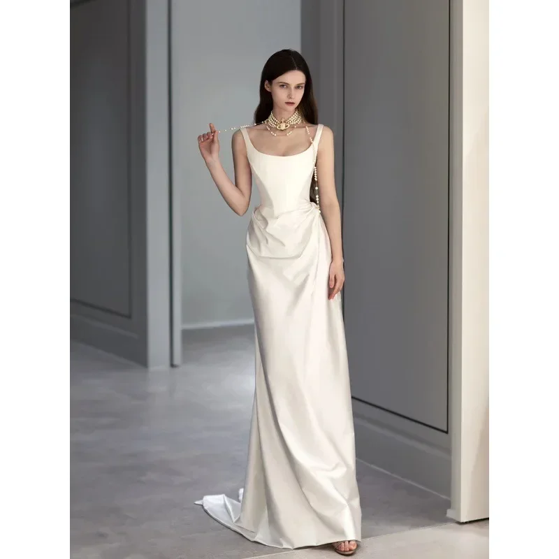 High-end Bridal Satin Light Wedding Banquet Dress