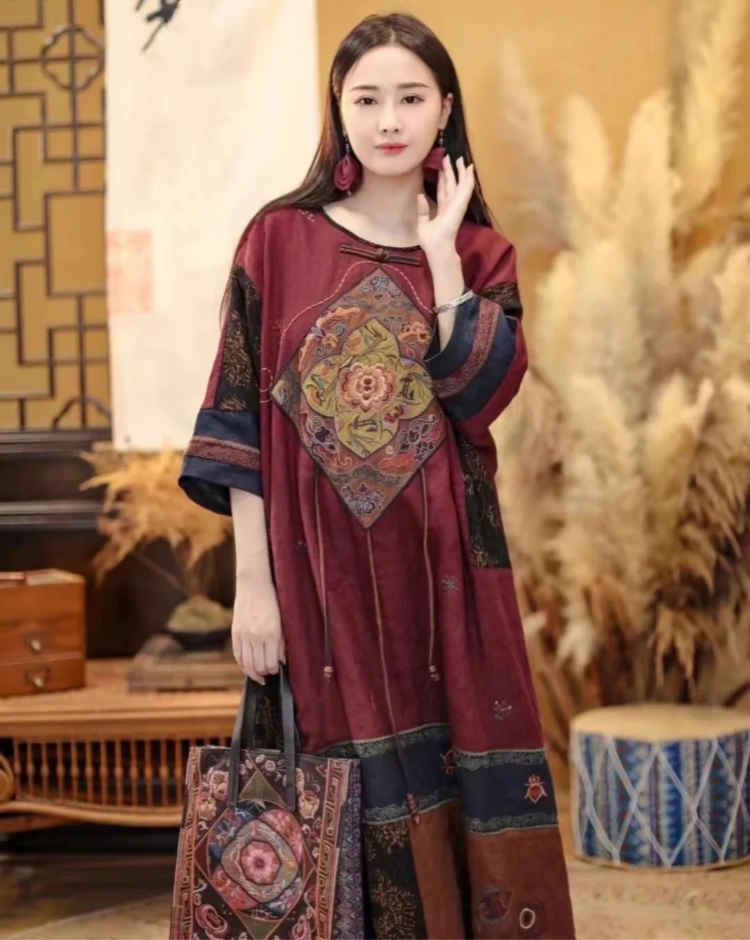 Luxury Women\'s dress 100% Linen patchwork Embroidery Loose Skirt Robe Vintage Plus size dress Chinese style O-Neck Long dress