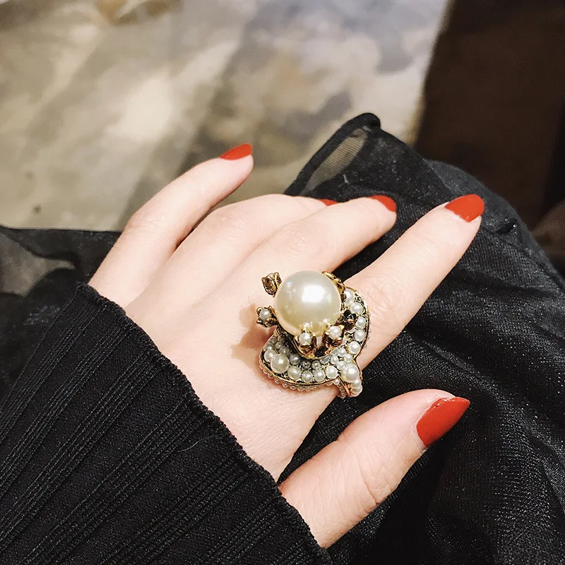 Vintage Golden Pearl Ring Jewelry for Women Party