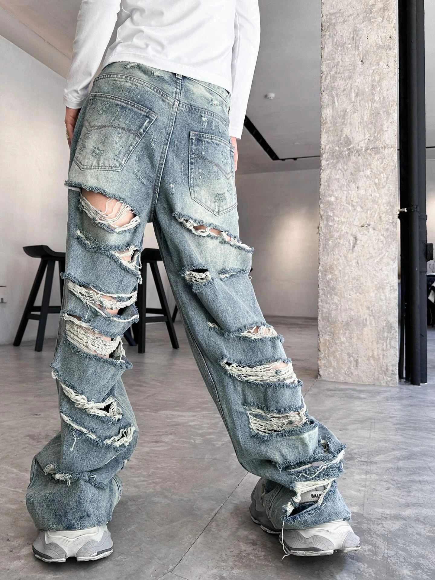 

Trendy High Street Distred Wide Leg Loose Casual Straight Leg Denim Jeans Tear Worn out Look Stone Waing Spring 2024