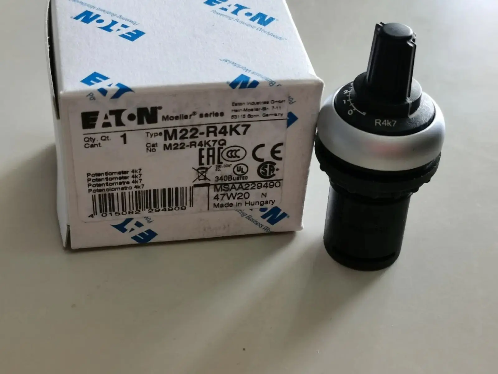 

229490 M22-R4K7 - Potentiometer, Classical, M22, 22.5 mm, R 4.7 kΩ, P 0.5 W, Bezel: titanium
