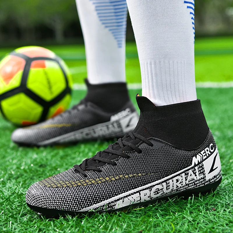 New Men Women Soccer Shoes Outdoor Non-Slip Football Boots Breathable Kids Boys Ultralight TrainingProfessional Turf Indoor