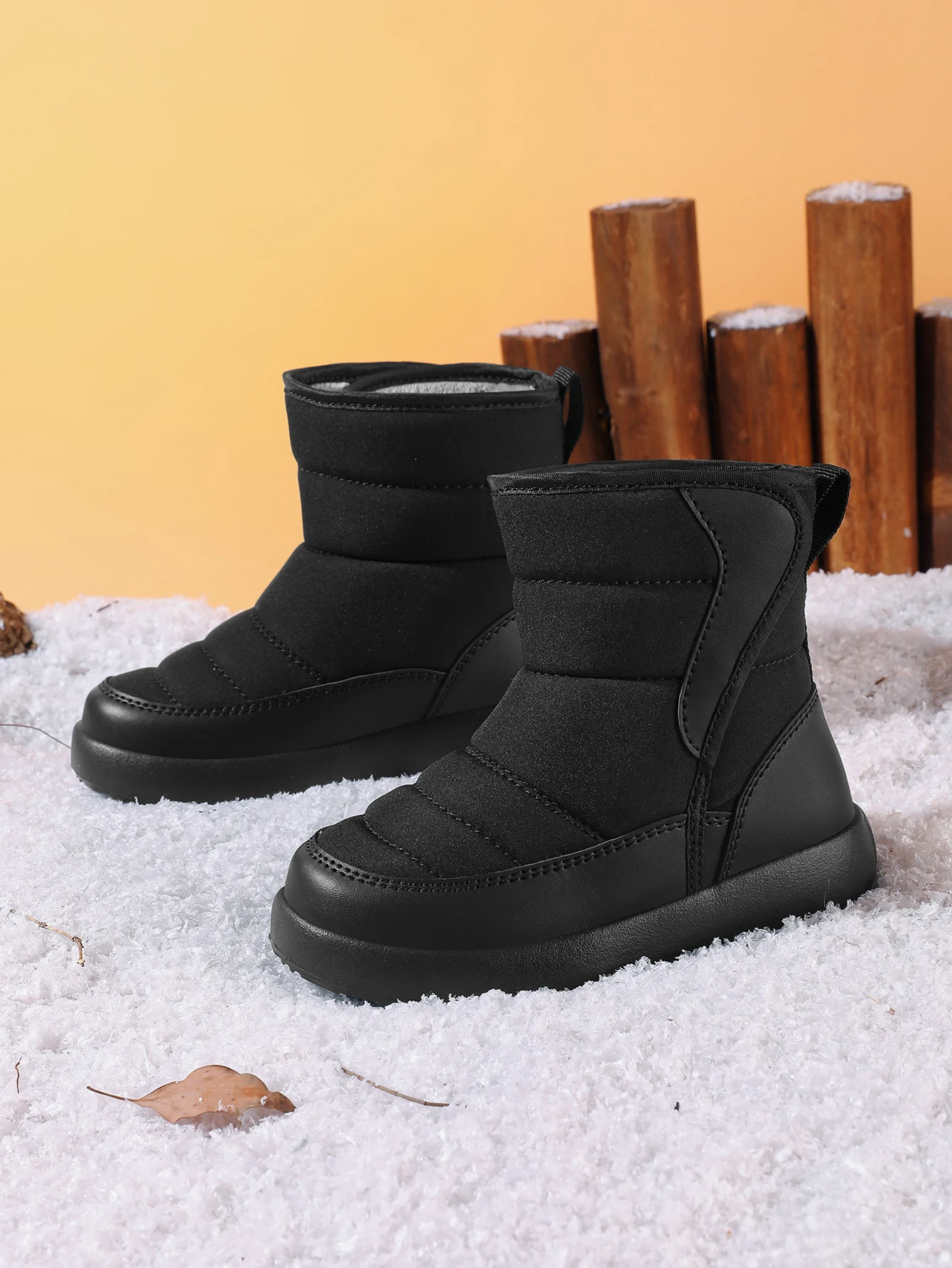 Snow Boots Waterproof 2024 New Short Boots Thick-Soled Warm Lightweight Cotton Shoes Popular Versatile Kidsren\'s Casual Shoes