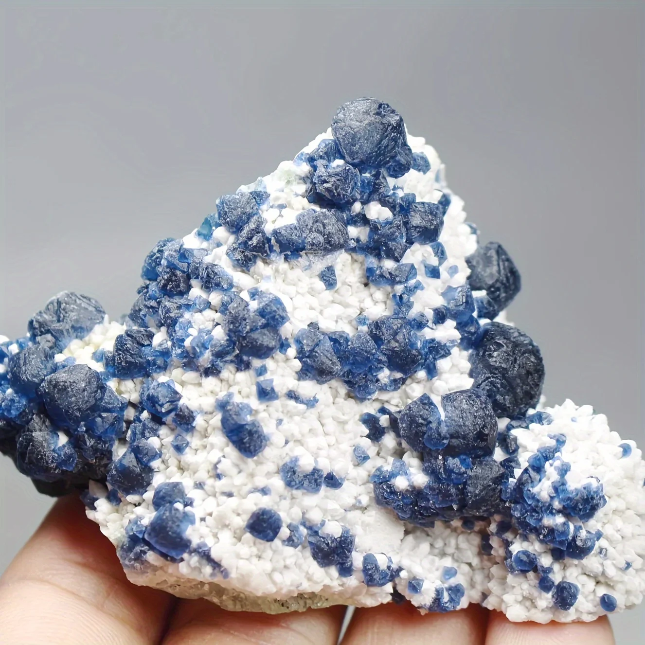 

1pc Deep Blue & White Speckled Polished Fluorite Cluster - Bohemian-Style Natural Crystal Stones for Home Decor,Valentine's Day