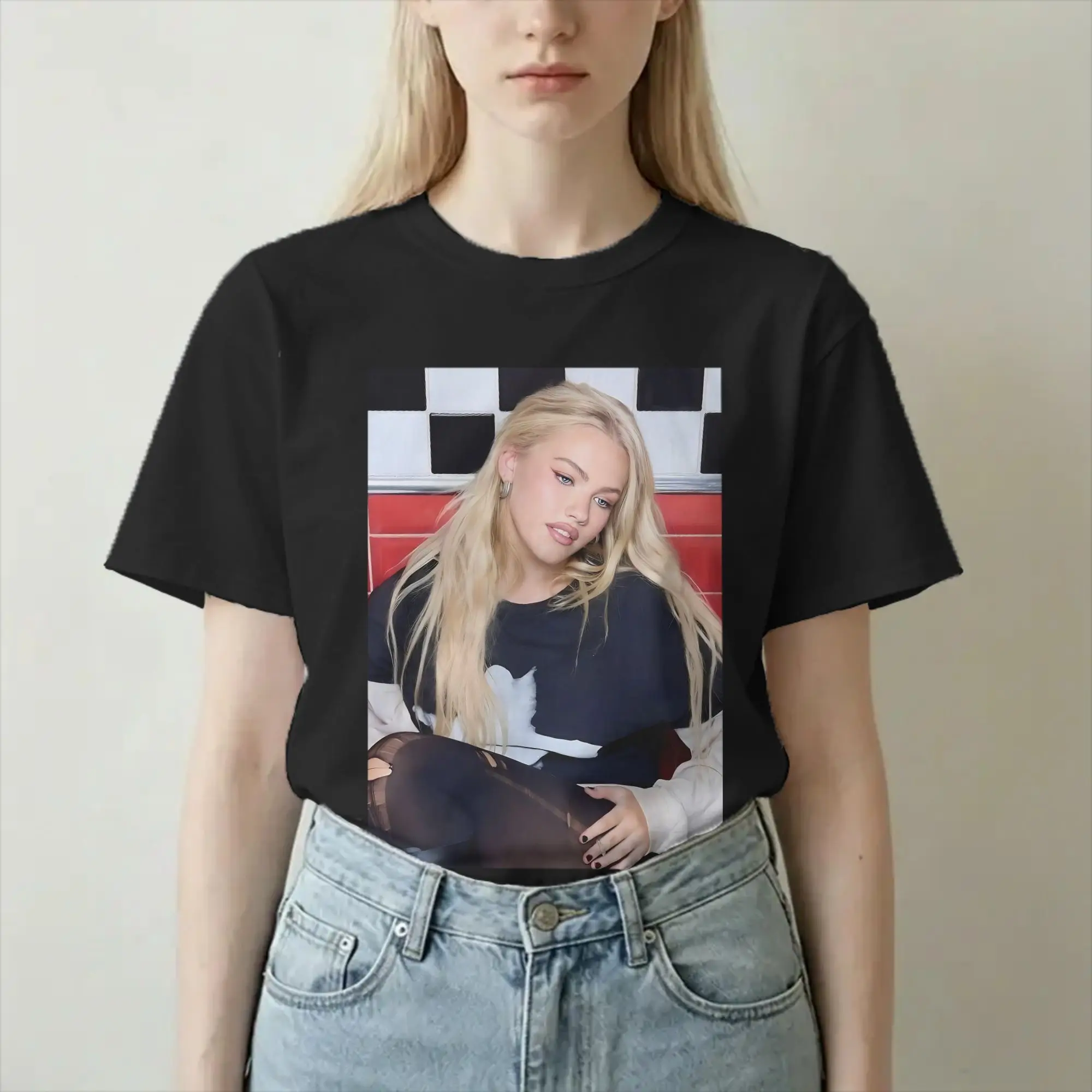 Men Women's Bad Taste Freyas Singer Skyes  T Shirt  100% Cotton Tops Casual Short Sleeve O Neck Tee Shirt Printed T-Shirts