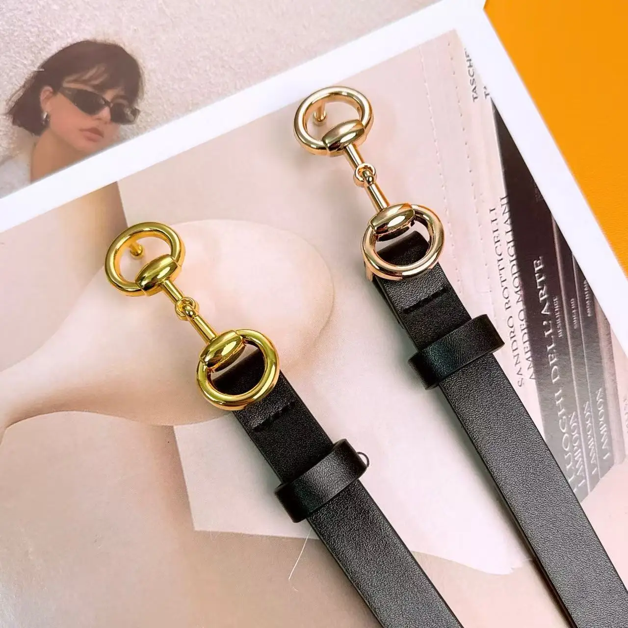 Cinturón de cuero de vaca genuino para mujer, nuevo cinturón decorativo versátil para traje, cinturones vaqueros negros de moda para mujer