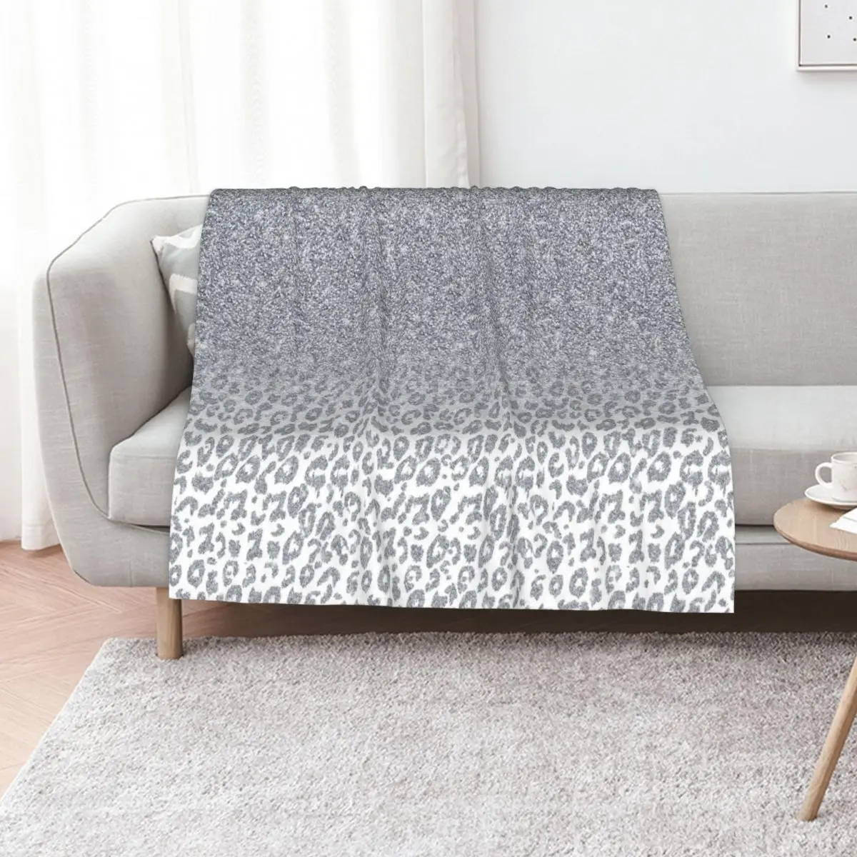 

Leopard Print Silver Glitter Ombre Design Throw Blanket Hairy Designers Warm Furrys Blankets