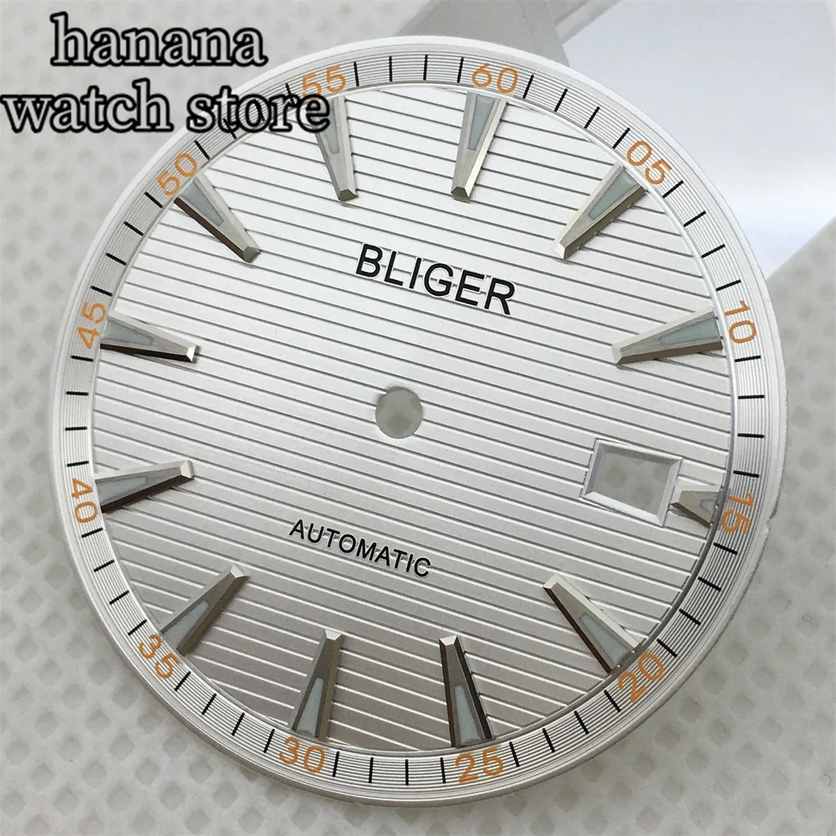 قرص NH35 33.3 ملم أسود أبيض أزرق-أخضر قرص أخضر مضيء مع قطع غيار ساعة الحركة NH35 NH36