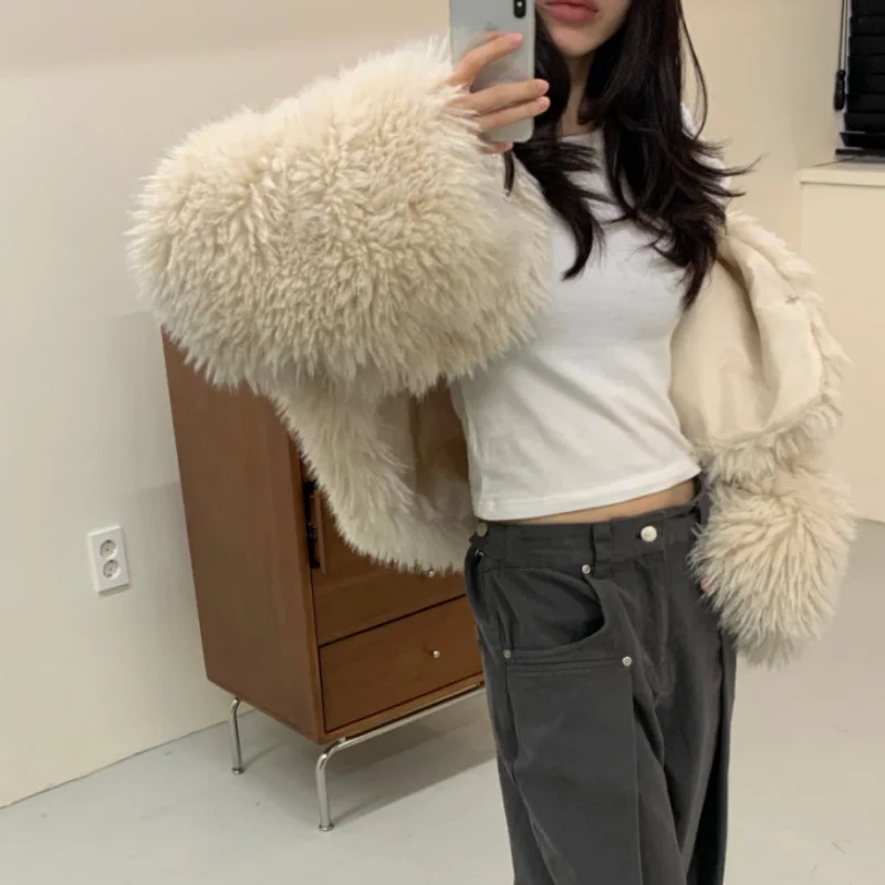 Cappotto di pelliccia da donna chic coreano Sle Calore Dolce pelliccia Faionable Parte superiore del corpo Inverno Nuovo arrivo Alta qualità Ele