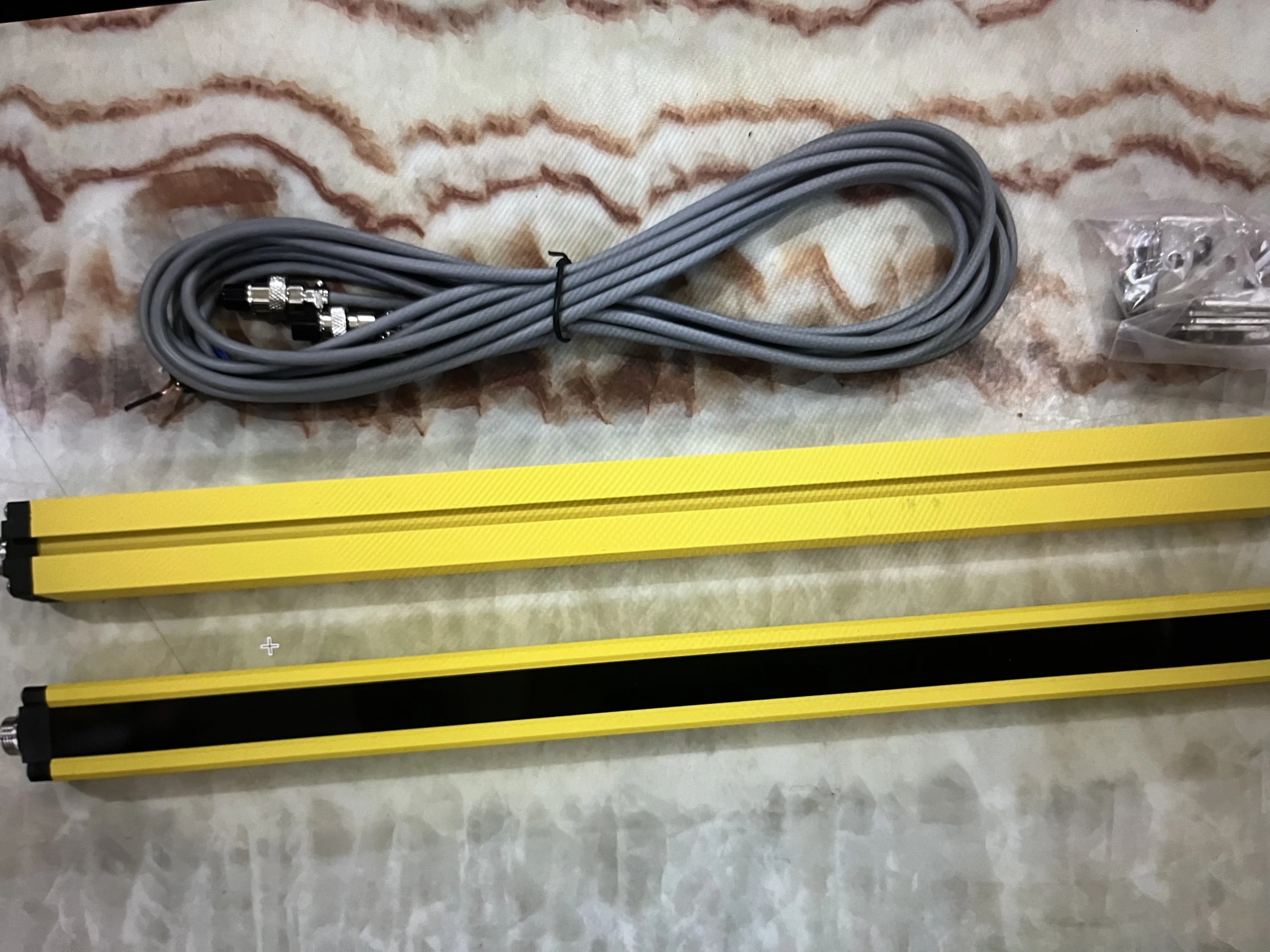 

transistor PNP normally closed 8 beams 40MM light curtain safety grating hydraulic protection punch profession photoelectric