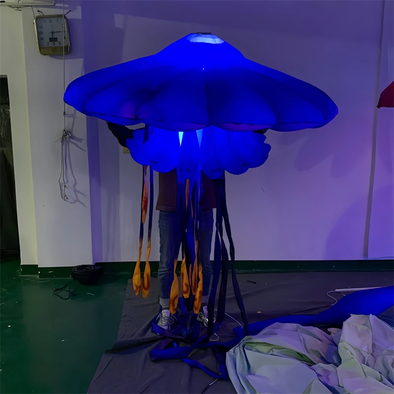 

Hanging Beautiful lighting Inflatable Jellyfish With LED for Nightclub Ceilling or Music Party Decoration