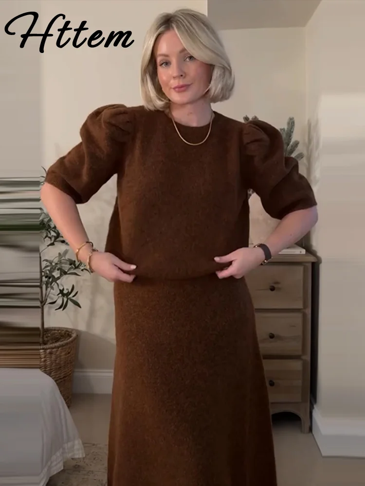 

Женский вязаный костюм с длинной юбкой с высоким воротником, элегантный короткий топ с короткими рукавами и макси-юбкой, комплект 2025, новый женский комплект из 2 предметов, наряды