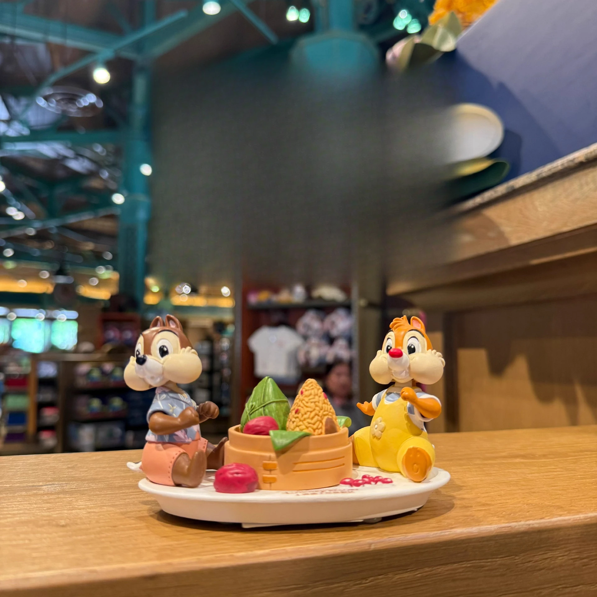 

Original Disneyland Chip&Dale Glutinous Rice Dumbling Figure Doll Decoration Model Cute Cartoon Toy Christmas Birthday Gift