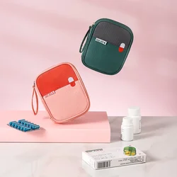 Botiquín de primeros auxilios portátil para viaje y acampada, Mini bolsa de almacenamiento de medicina útil para acampar al aire libre, herramientas de supervivencia de emergencia para acampar