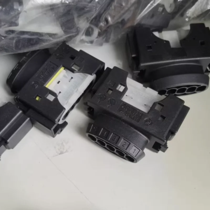 5PCS Original genuine Connector 09441582 FOR KOSTAL