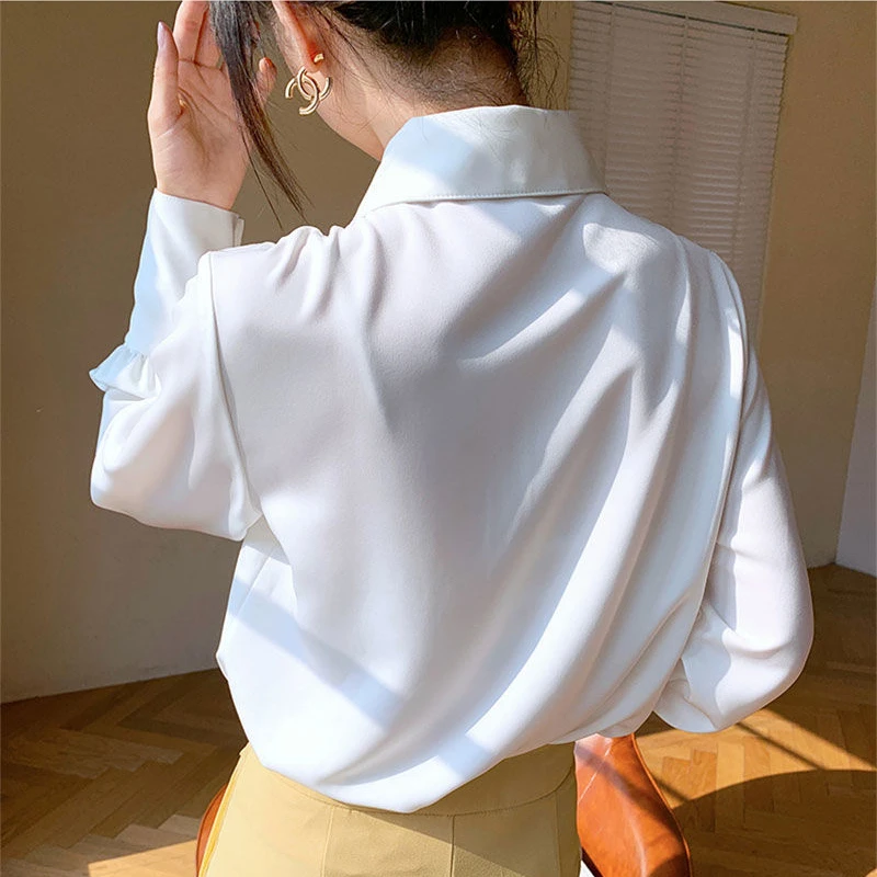 Fashionable Pointed Neck Retro Shirt Long Sleeved Top Women Design Sense Niche French Shirt Autumn and Winter New White