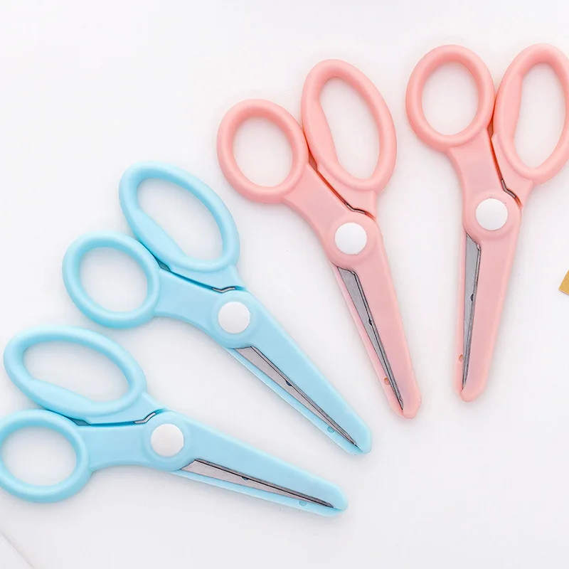 Professional High Quality Children's Elastic Design Labor-saving Plastic Safety Round Head Scissors Student Paper Cutting 13*6CM