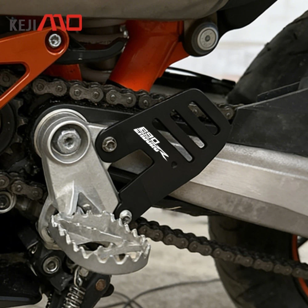 

For 690 Enduro/SMC/R 2008-2026 for Husqvarna 701 Enduro/Supermoto 2016-2026 for Gas Gas ES700 /SM700 Heel Guard Cover Protector