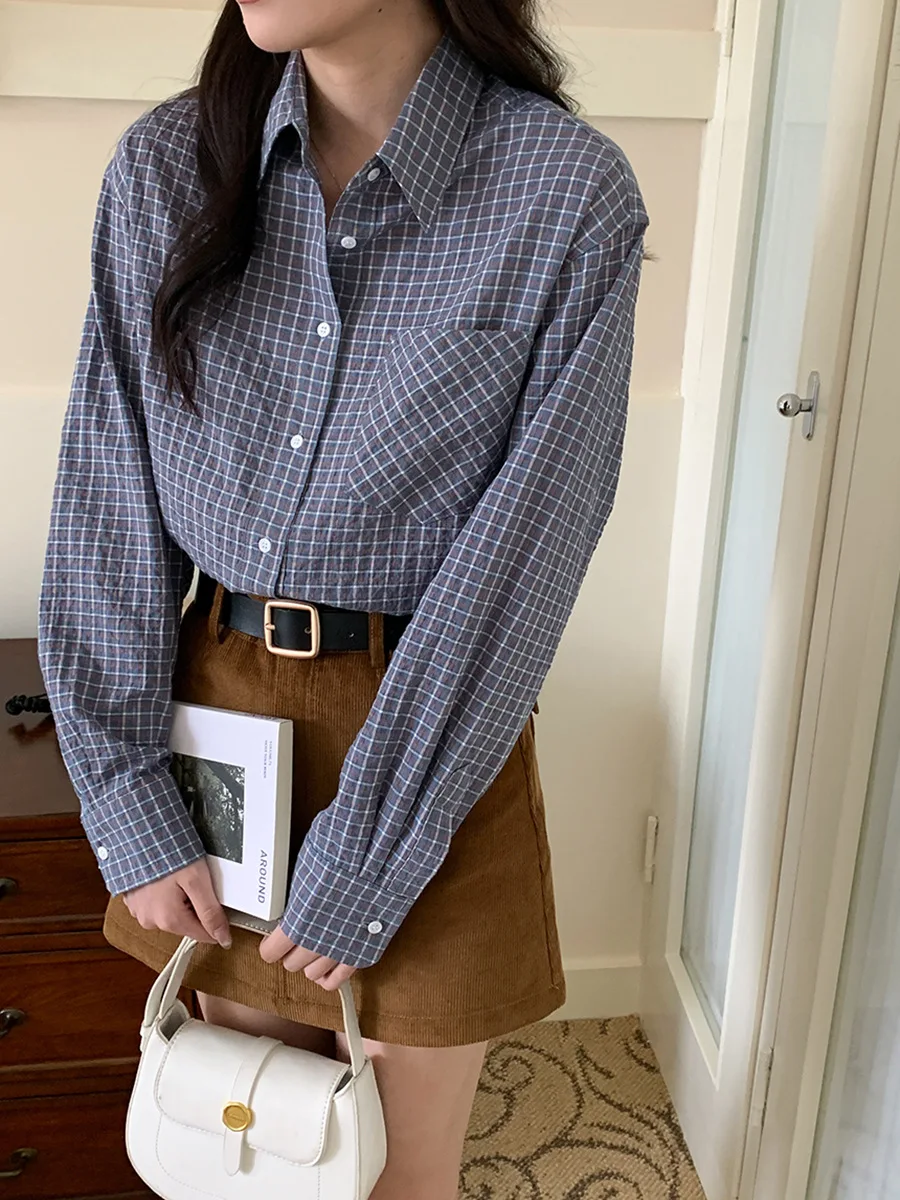 

New intellectual plaid loose casual shirt for early autumn