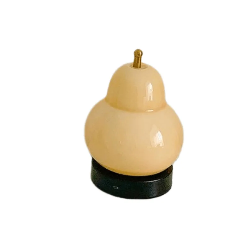 

Medieval French cream bedroom bedside lamp, charging touch atmosphere, lamp