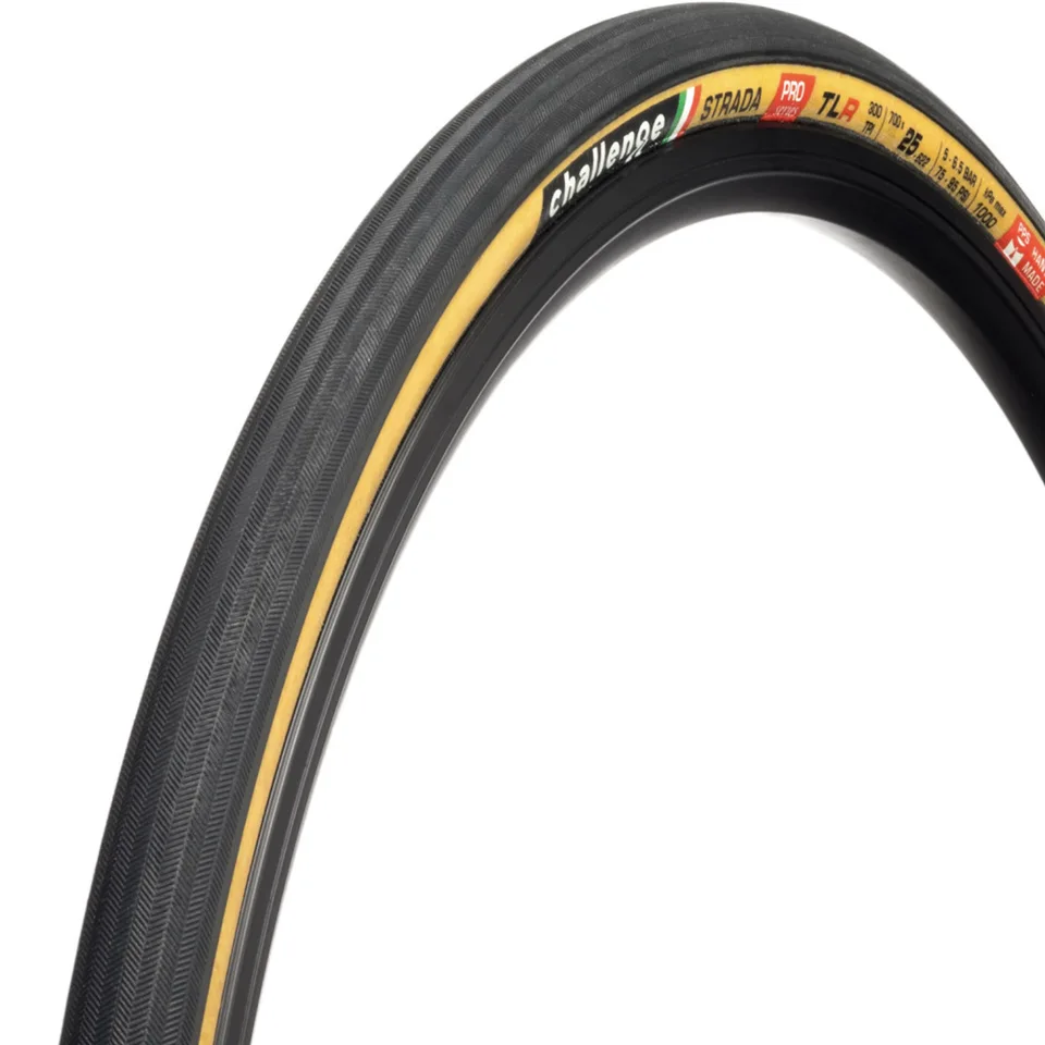 CHALLENGE STRADA Pro 700C ロードバイクタイヤ チューブレス