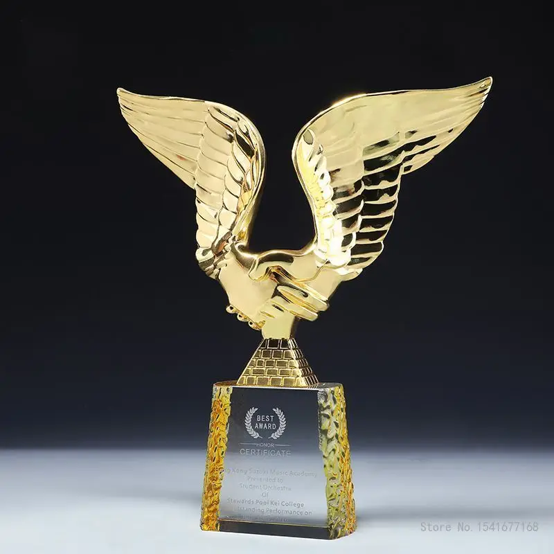 

Crystal Metal Wings Trophy, Handshake Shape, Customized Honor, Home Decoration, Cooperation Souvenir, Staff Reward Medal, 1Pc