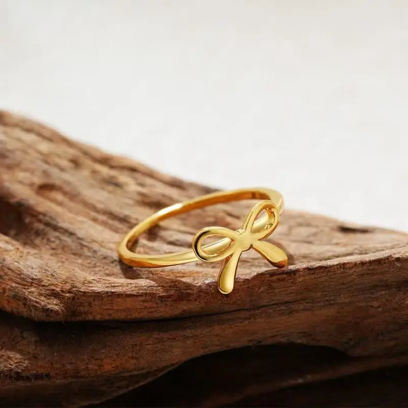 

Ring For Women High-end And Niche Design Light Luxury And Exquisite Ring Gold Butterfly Knot And Plain Ring Decoration Ring