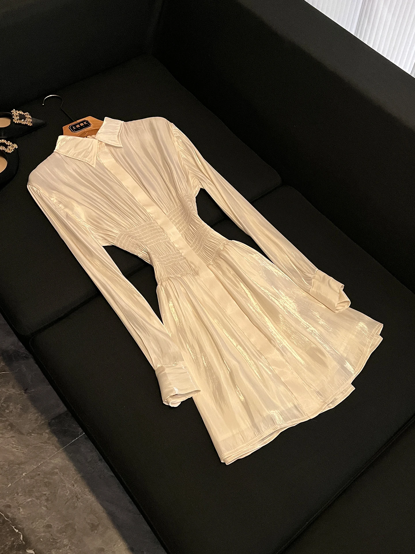 

Minimalist Design Shirt Dress Turn-down Collar Waist-cinching Slimming High-end Feel P400 French Style Polyester Fiber Long S...