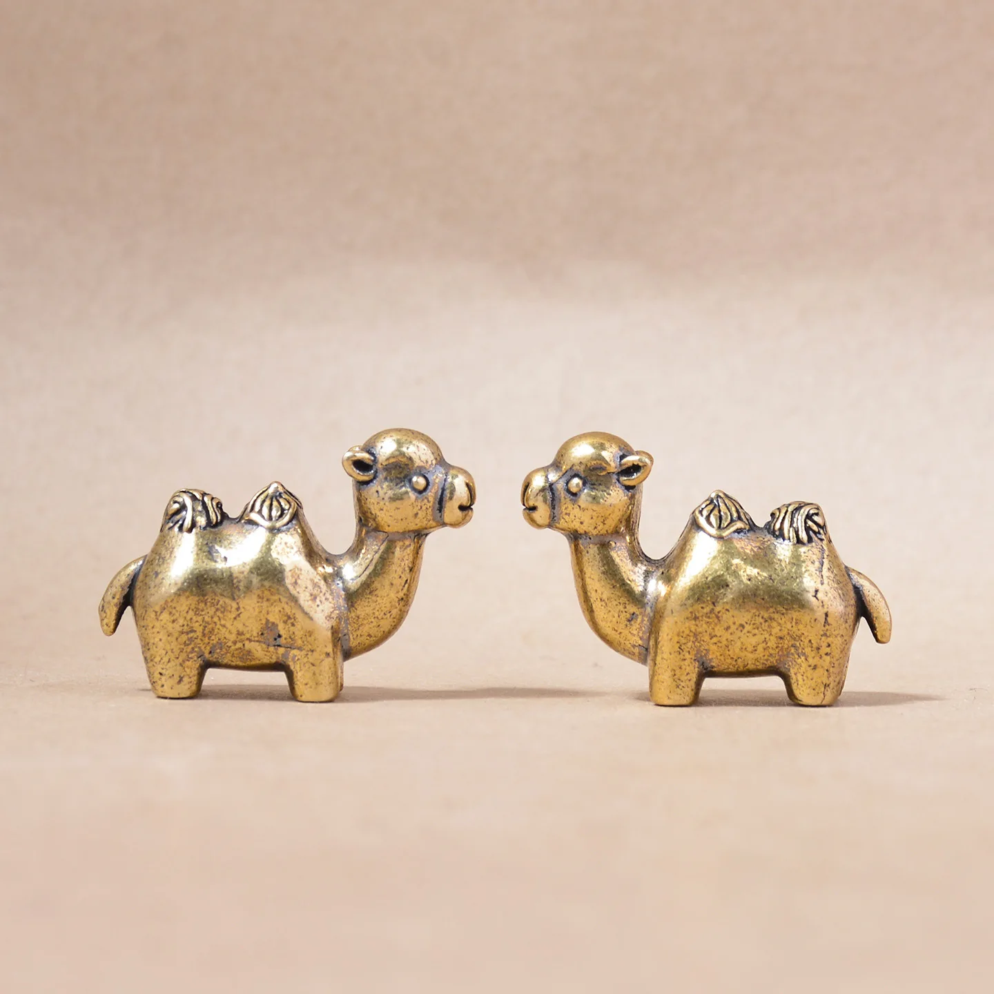 Brass Mini Camel Small Statue Desktop Ornaments Vintage Animal Figurines Model Lucky Home Decorations Crafts Accessories