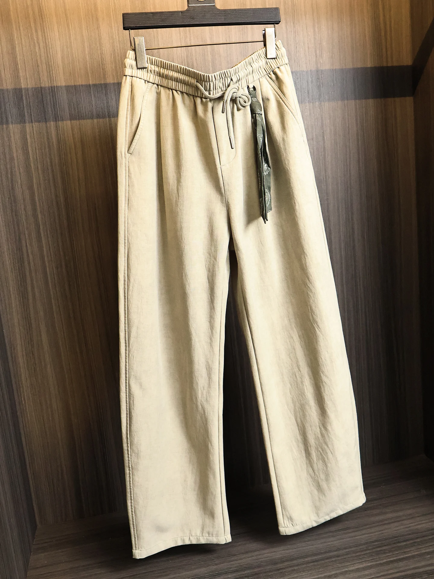 Men's Casual Pants Autumn Trend Straight Leg Wide Leg Long Pants Crisp Wrinkle-Resistant Nut Flower Pendant mid Waist Elastic