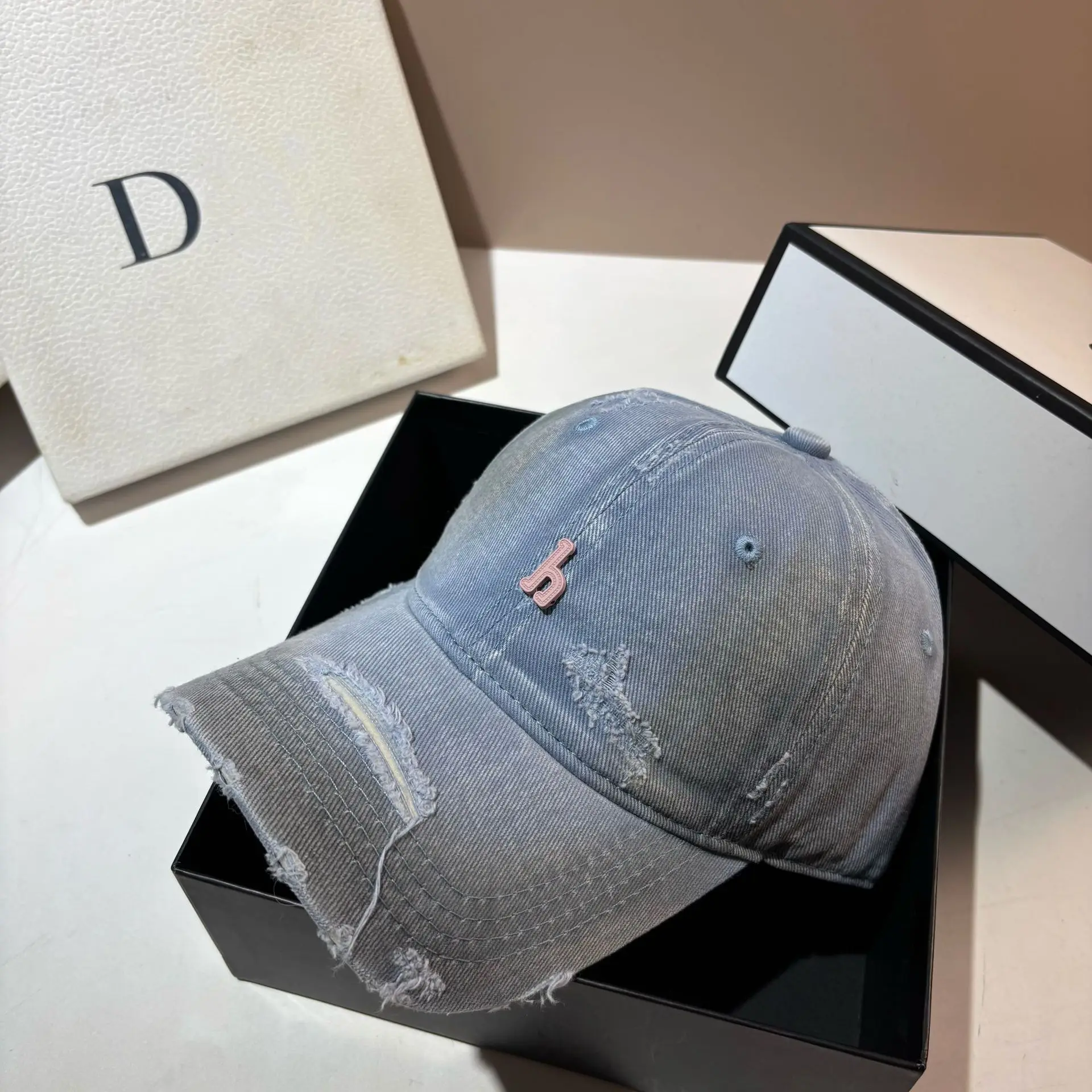Spray-Dye Distressed Baseball Cap, Cotton Unisex Outdoor Casual Hat