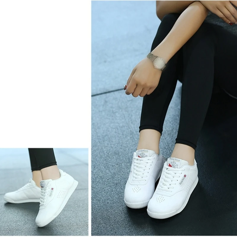 Sepatu kets olahraga anak-anak, sepatu Sneakers aerobik kompetitif sol lembut, sepatu olahraga Jazz Modern persegi untuk anak laki-laki dan perempuan